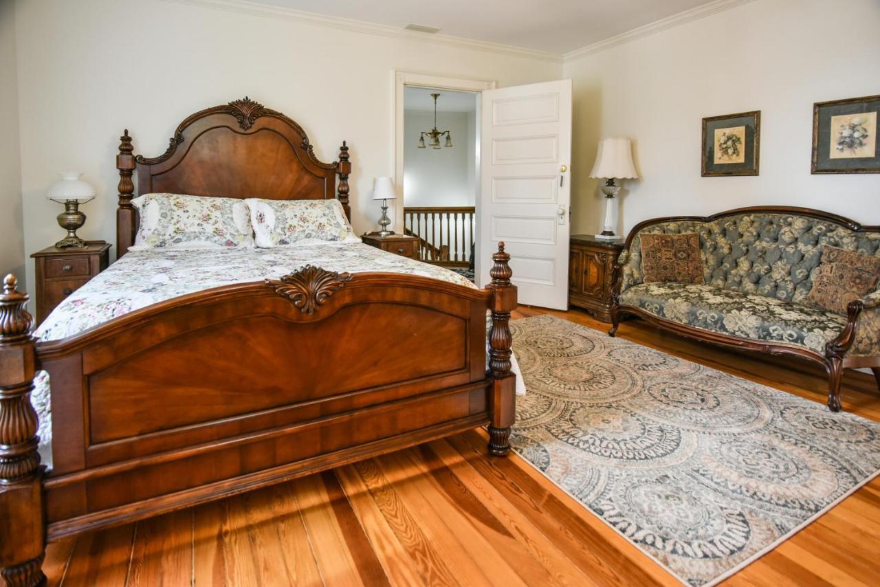 Love Lane Bed & Breakfast Bed and Breakfast Waynesville Esterno foto