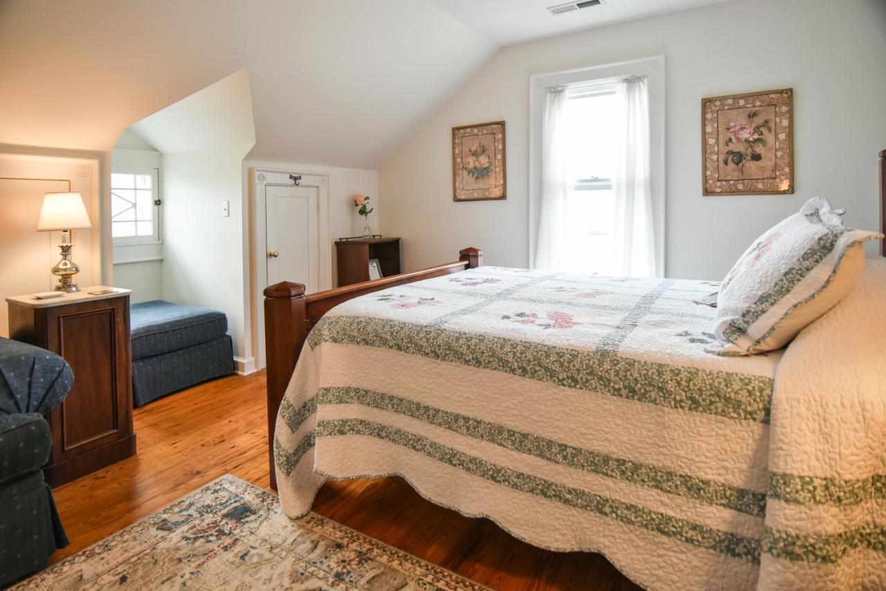 Love Lane Bed & Breakfast Bed and Breakfast Waynesville Esterno foto